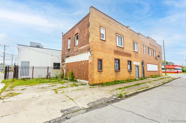 18648 W Warren Avenue, Detroit, MI 48228