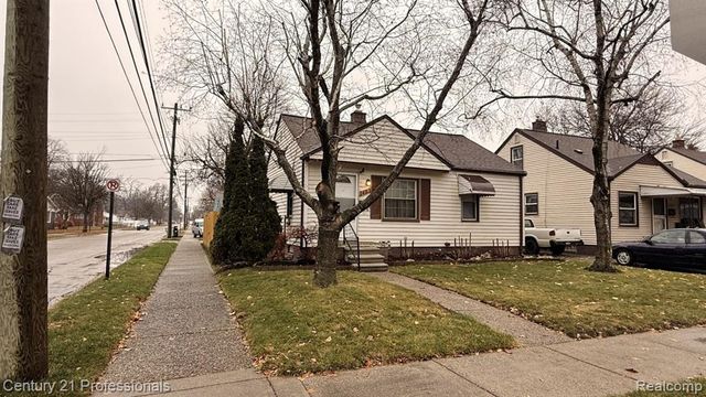 1403 E Maxlow Avenue, Hazel Park, MI 48030