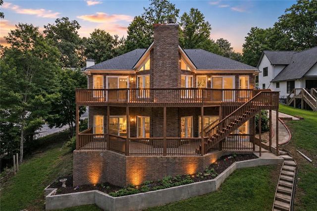3347 Cove Overlook Drive, Gainesville, GA 30501