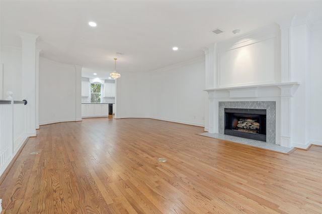 2205 Boll Street A, Dallas, TX 75204