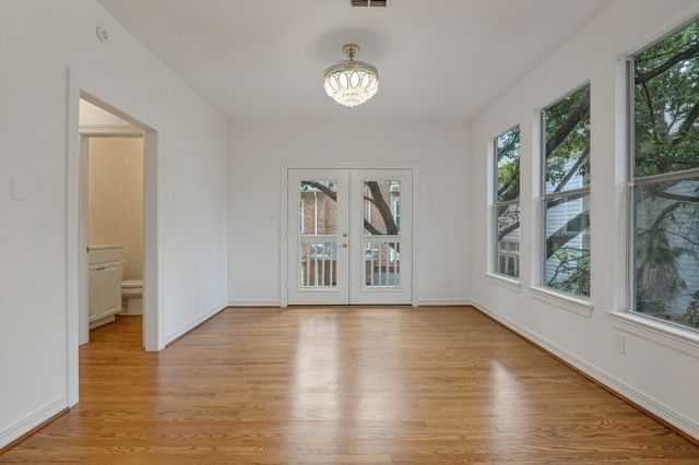 2205 Boll Street A, Dallas, TX 75204