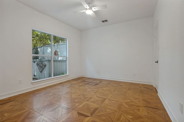 2205 Boll Street A, Dallas, TX 75204