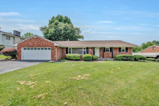 1624 Angus RD, Roanoke, VA 24017
