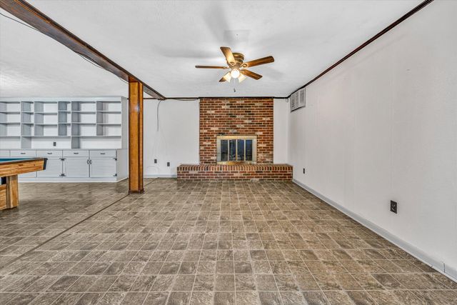 1624 Angus RD, Roanoke, VA 24017