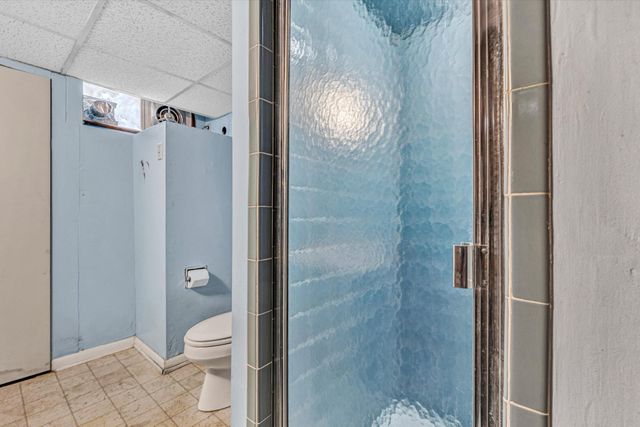 1624 Angus RD, Roanoke, VA 24017