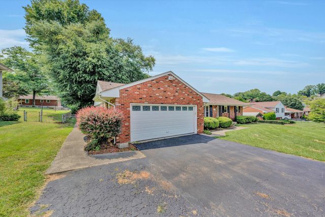 1624 Angus RD, Roanoke, VA 24017