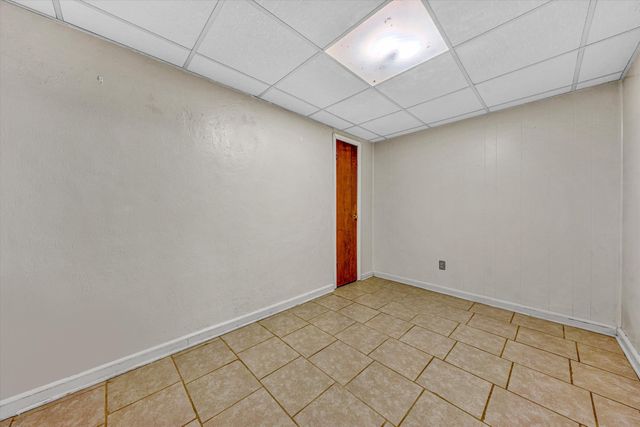 1624 Angus RD, Roanoke, VA 24017