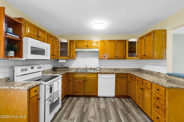 1802 Wilmington Street, New Bern, NC 28560