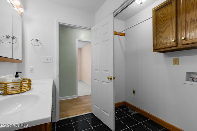 1802 Wilmington Street, New Bern, NC 28560
