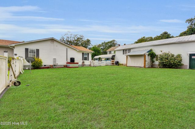 1802 Wilmington Street, New Bern, NC 28560