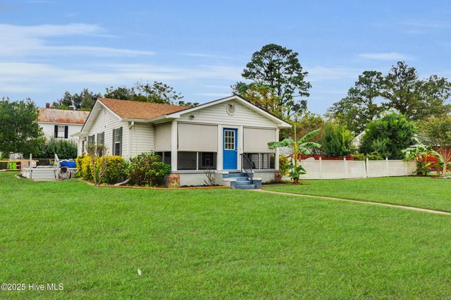 1802 Wilmington Street, New Bern, NC 28560