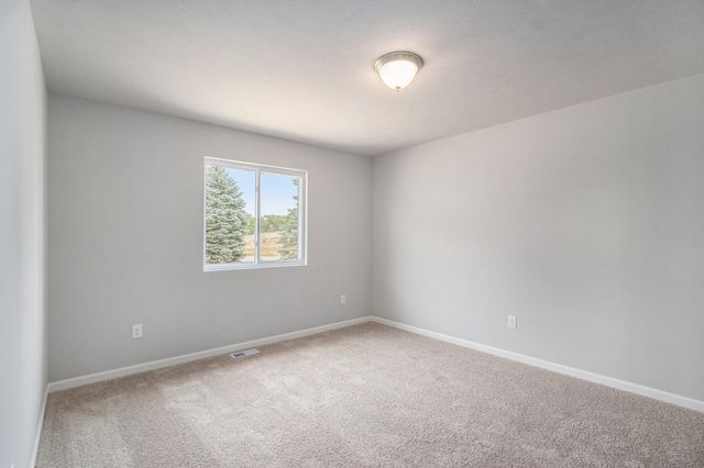 558 Mckinley Court, Three Rivers, MI 49093