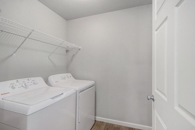 558 Mckinley Court, Three Rivers, MI 49093