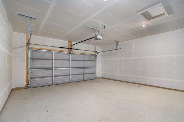 558 Mckinley Court, Three Rivers, MI 49093