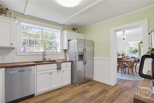 406 E 61st Street, Savannah, GA 31405