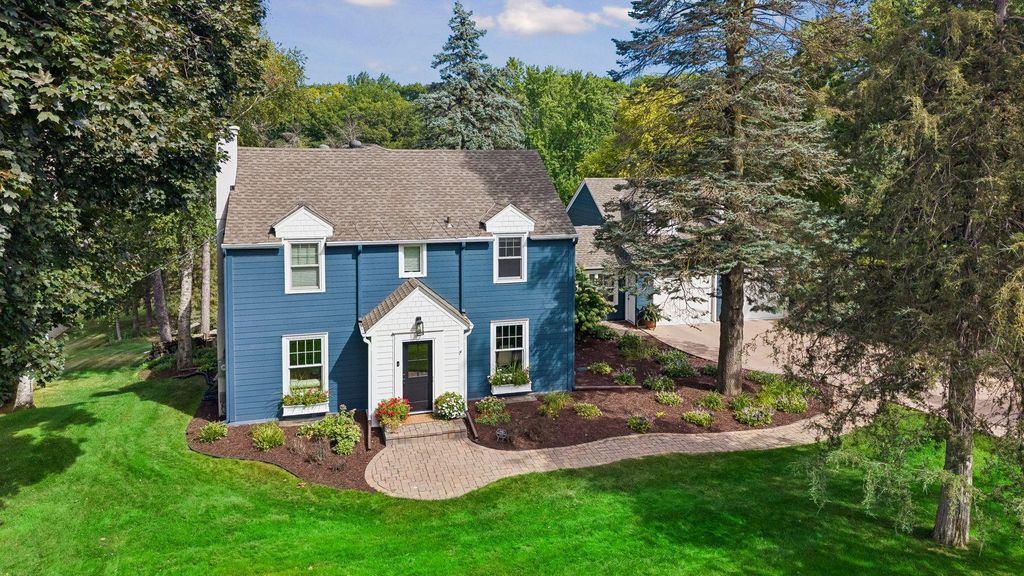 2526 Crosby Road, Wayzata, MN 55391 — exterior