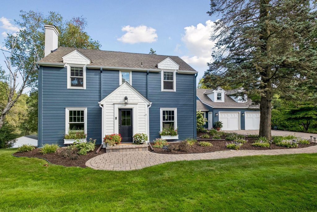 2526 Crosby Road, Wayzata, MN 55391 — photo 3