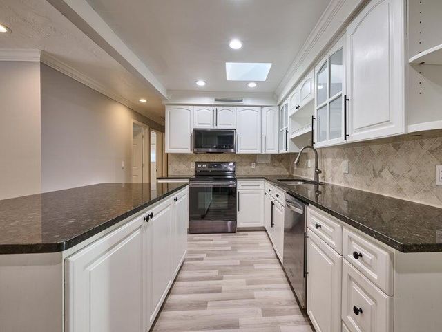 2112 Longwood Road, West Palm Beach, FL 33409