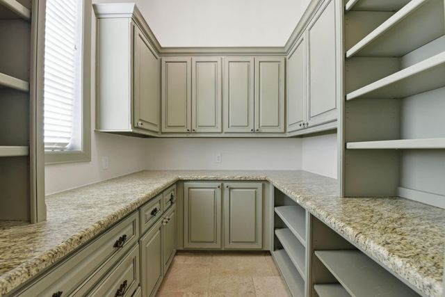 27806 Quiet Sky Place Drive, Spring, TX 77386