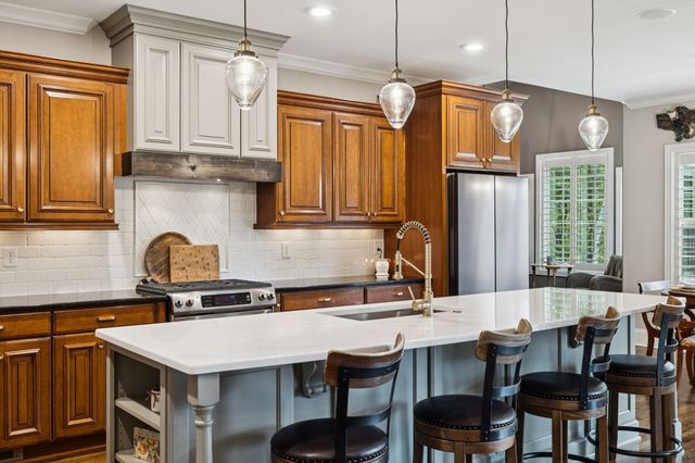 1415 Orchard Hill Ln, Arrington, TN 37014