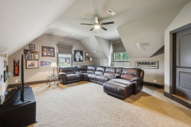 1415 Orchard Hill Ln, Arrington, TN 37014