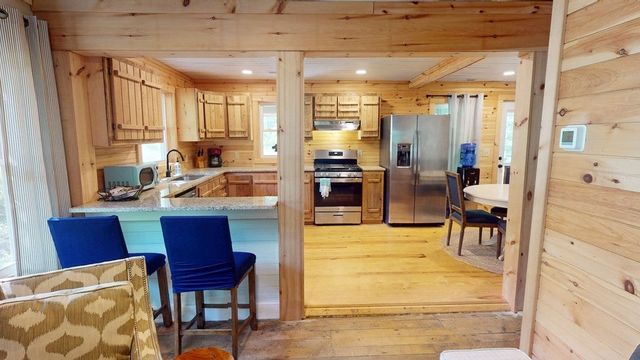 575 Vestal Cochran Road, Topton, NC 28781