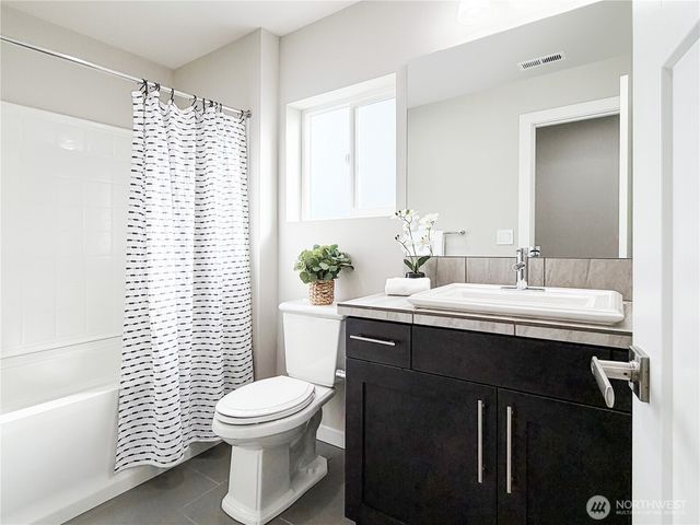 22724 41st Street SE, Bothell, WA 98021