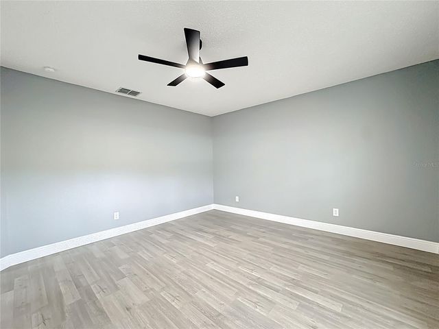 697 WINDING LAKE DRIVE, Clermont, FL 34711