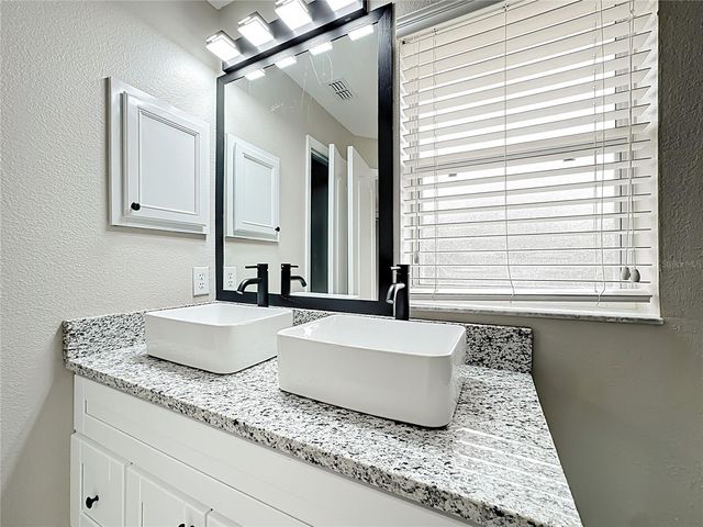 697 WINDING LAKE DRIVE, Clermont, FL 34711