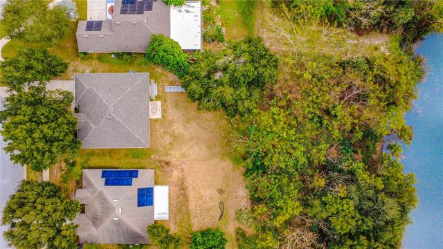 697 WINDING LAKE DRIVE, Clermont, FL 34711