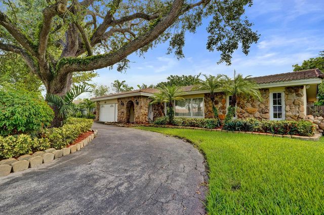 1040 SW 75th Avenue, Plantation, FL 33317