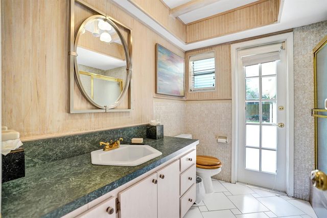 1040 SW 75th Avenue, Plantation, FL 33317