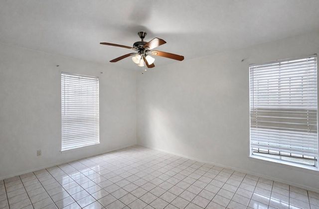 8200 Broadway Street 309N, Houston, TX 77061