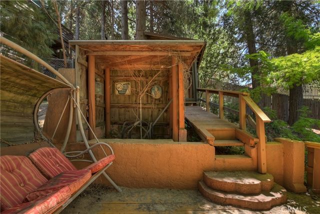 24194 Zurich, Crestline, CA 92325