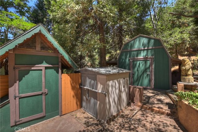 24194 Zurich, Crestline, CA 92325