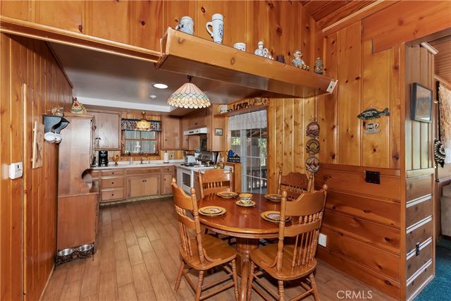 24194 Zurich, Crestline, CA 92325