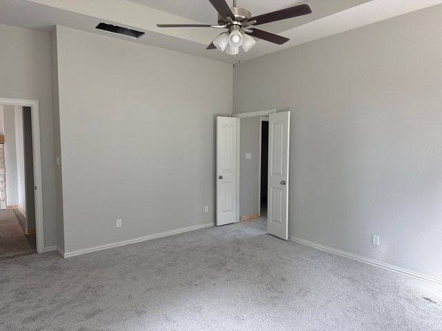 404 Guadeloupe Lane, Springtown, TX 76082