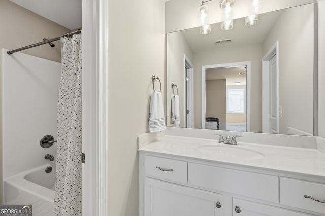 3874 Valley View Court Court, Gainesville, GA 30501