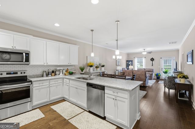 3874 Valley View Court Court, Gainesville, GA 30501