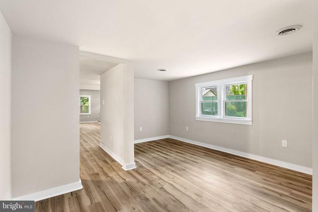 65 MACARTHUR AVE, Franklinville, NJ 08322