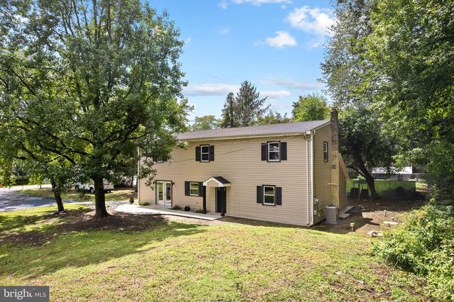 65 MACARTHUR AVE, Franklinville, NJ 08322