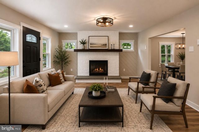 65 MACARTHUR AVE, Franklinville, NJ 08322