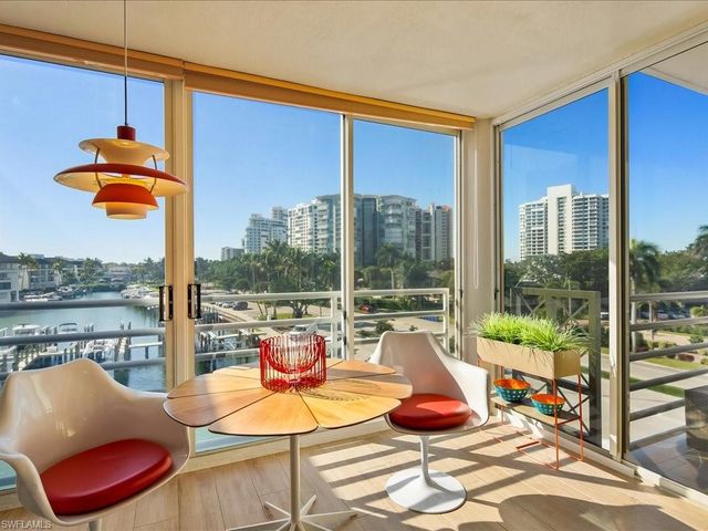 4500 Gulf Shore Blvd N Apt 311, Naples, FL 34103