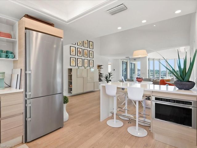 4500 Gulf Shore Blvd N Apt 311, Naples, FL 34103