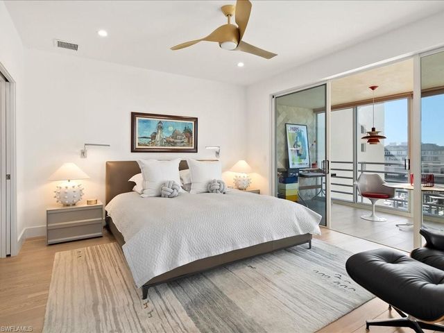 4500 Gulf Shore Blvd N Apt 311, Naples, FL 34103