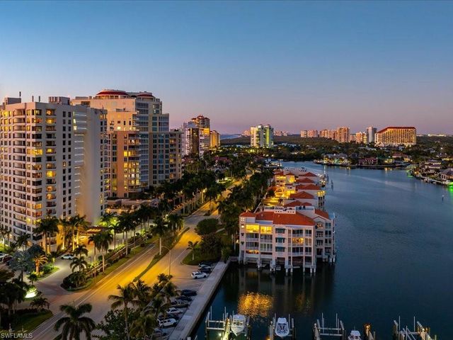 4500 Gulf Shore Blvd N Apt 311, Naples, FL 34103