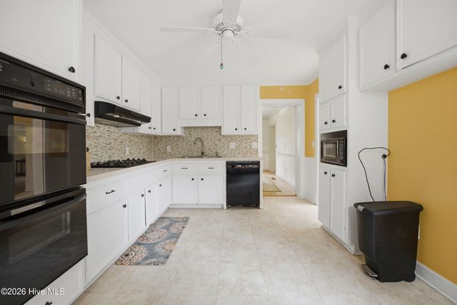 1507 Rivershore Road, Elizabeth City, NC 27909