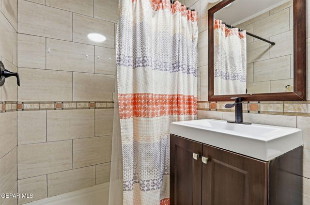 9517 WAVERLY Drive, El Paso, TX 79924