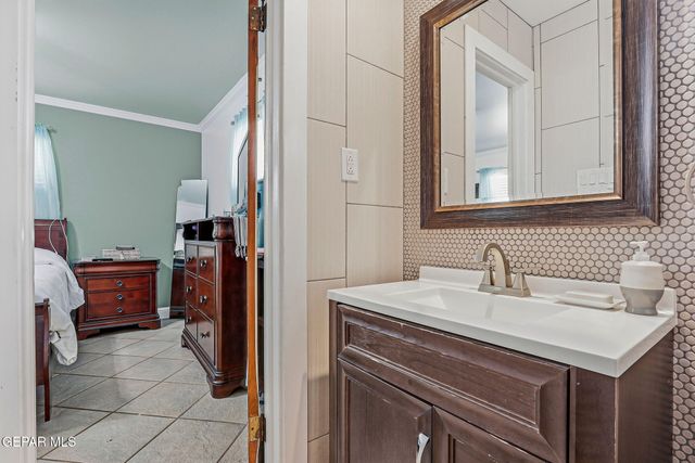 9517 WAVERLY Drive, El Paso, TX 79924