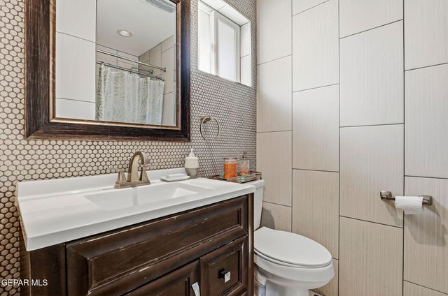 9517 WAVERLY Drive, El Paso, TX 79924